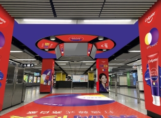 高露潔 x 韓國K-Pop天后IU（李知恩）第二彈紫色限量禮盒