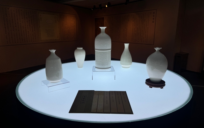 “古窑今心——定瓷的宋代美学”展览在中华世纪坛举行