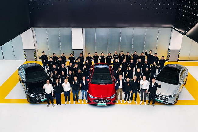 奔驰携手Momenta打造全新智能辅助驾驶 纯电CLA即将上市 未来拓展至更多车型