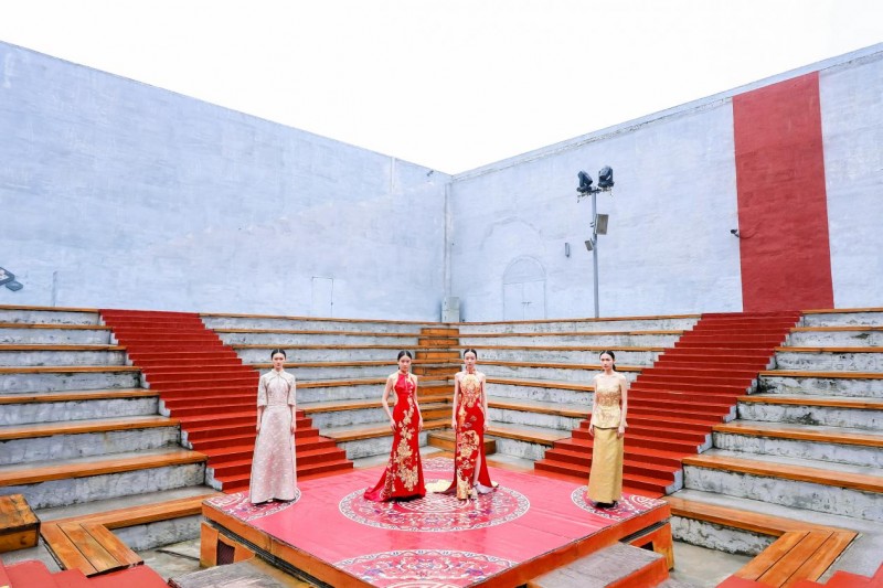 穿越千年对话时尚！2025首届中国国风时尚周在河南中牟艺秀小镇开幕