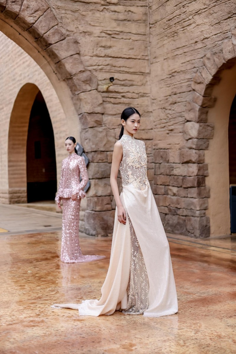 穿越千年对话时尚！2025首届中国国风时尚周在河南中牟艺秀小镇开幕