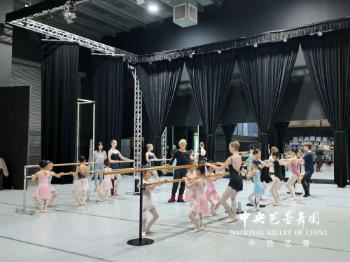 中芭艺蕾示范基地代表团 澳洲昆士兰舞蹈艺术游学完美收官