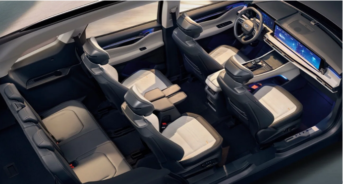 家庭购车更关注实用性和舒适性，这款福特SUV更加符合要求