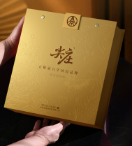 《中秋礼赞：尖庄白酒与川红黑砖茶的美妙邂逅》