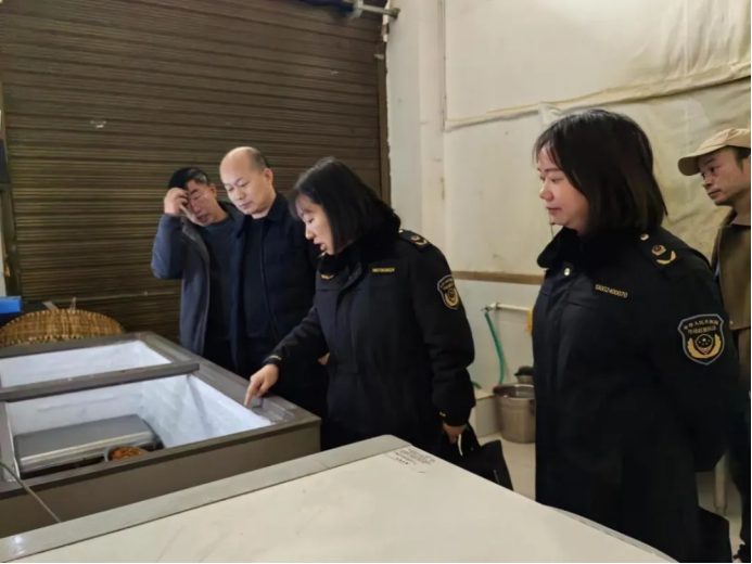 湖南张家界市市场监管局开展2025年春季校园食品安全专项检查