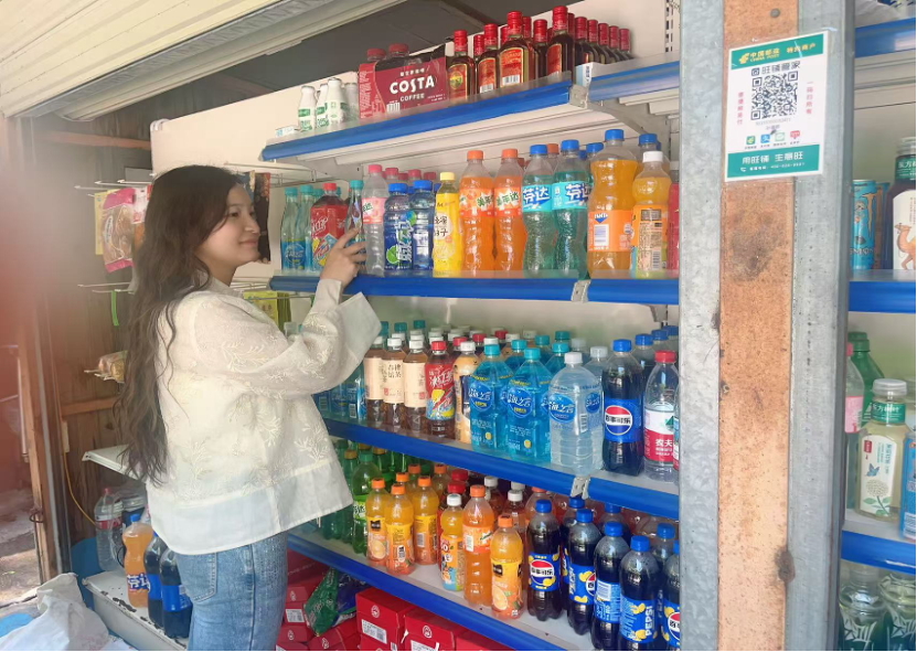 武汉黄陂：借助“花季”商机 绽放小店生机