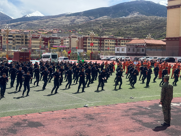 铸就高原应急盾 赓续红色长征魂——炉霍"五一"运动会打造立体化救援铁军