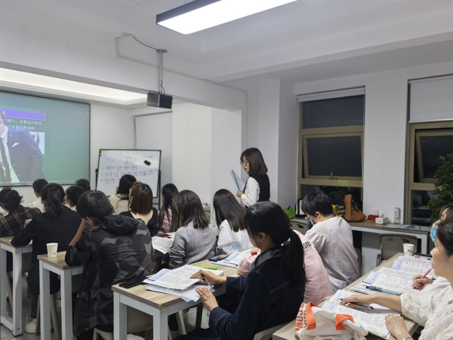 九州敬之教育:教育创新实践,执业药师考试培训领域的