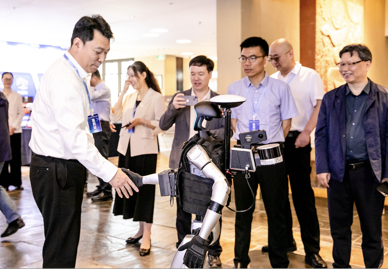 徐福强带队参加2025年全国地矿测绘工作会议