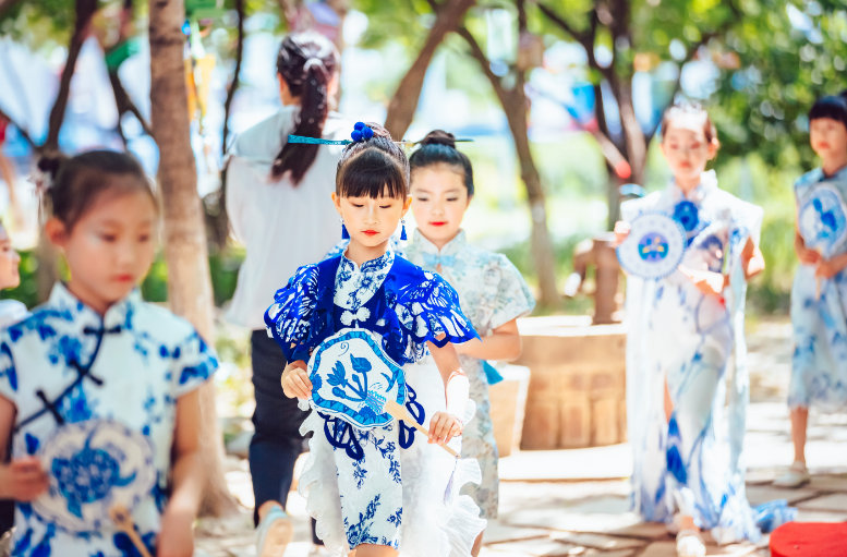 ​长春南湖实验中海小学2025年“艺”路生花 艺术节圆满闭幕！