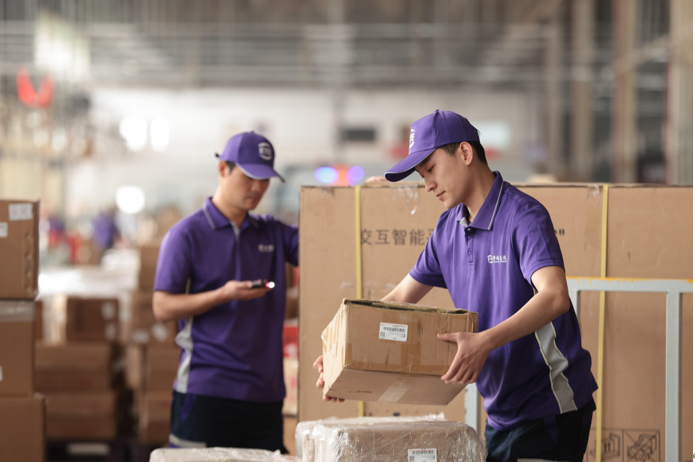 跨越官网科技赋能物流，开启高效运输新时代