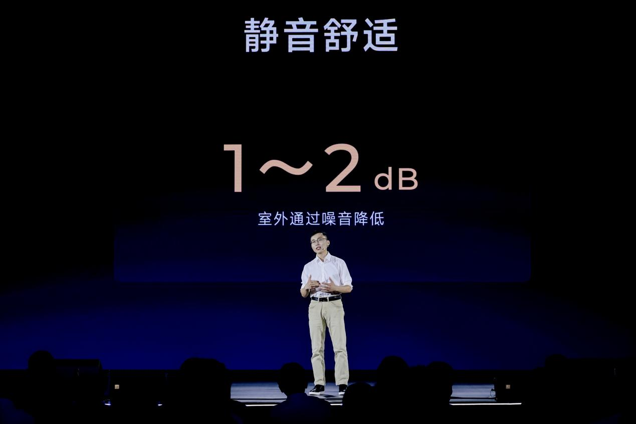 赛轮集团液体黄金轮胎时尚系列：解码彩边工艺密码，携手百年品牌重构轮胎美学范式