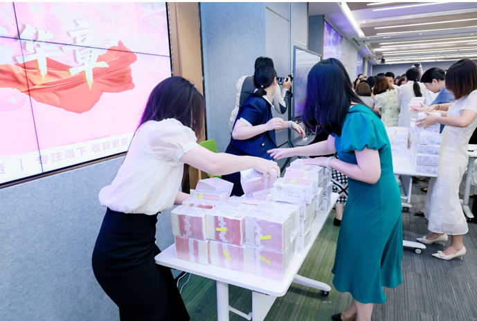 大件货运服务企业的人才关怀之道：跨越速运豪掷年中奖回馈员工
