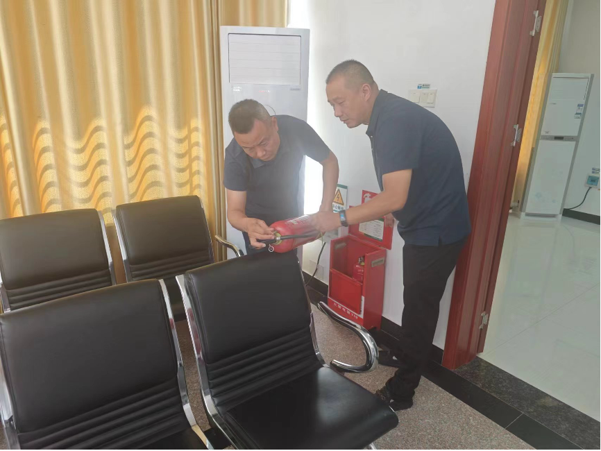 英山烟草：筑牢安全防线 护航祥和佳节