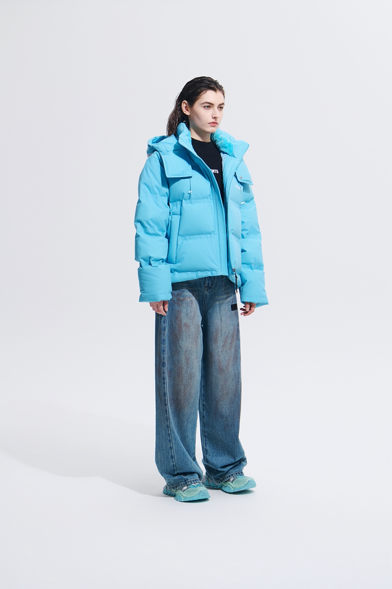 美拉德色基础，提亮色就不基础，英国VETEMENTS发布2025AW系列新品