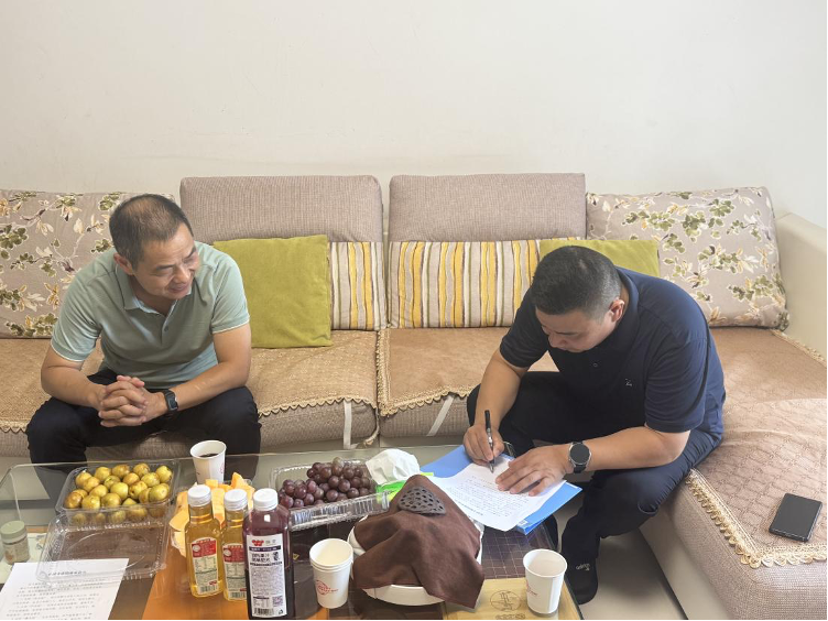 武汉黄陂：清风入户润初心 廉语家访筑防线