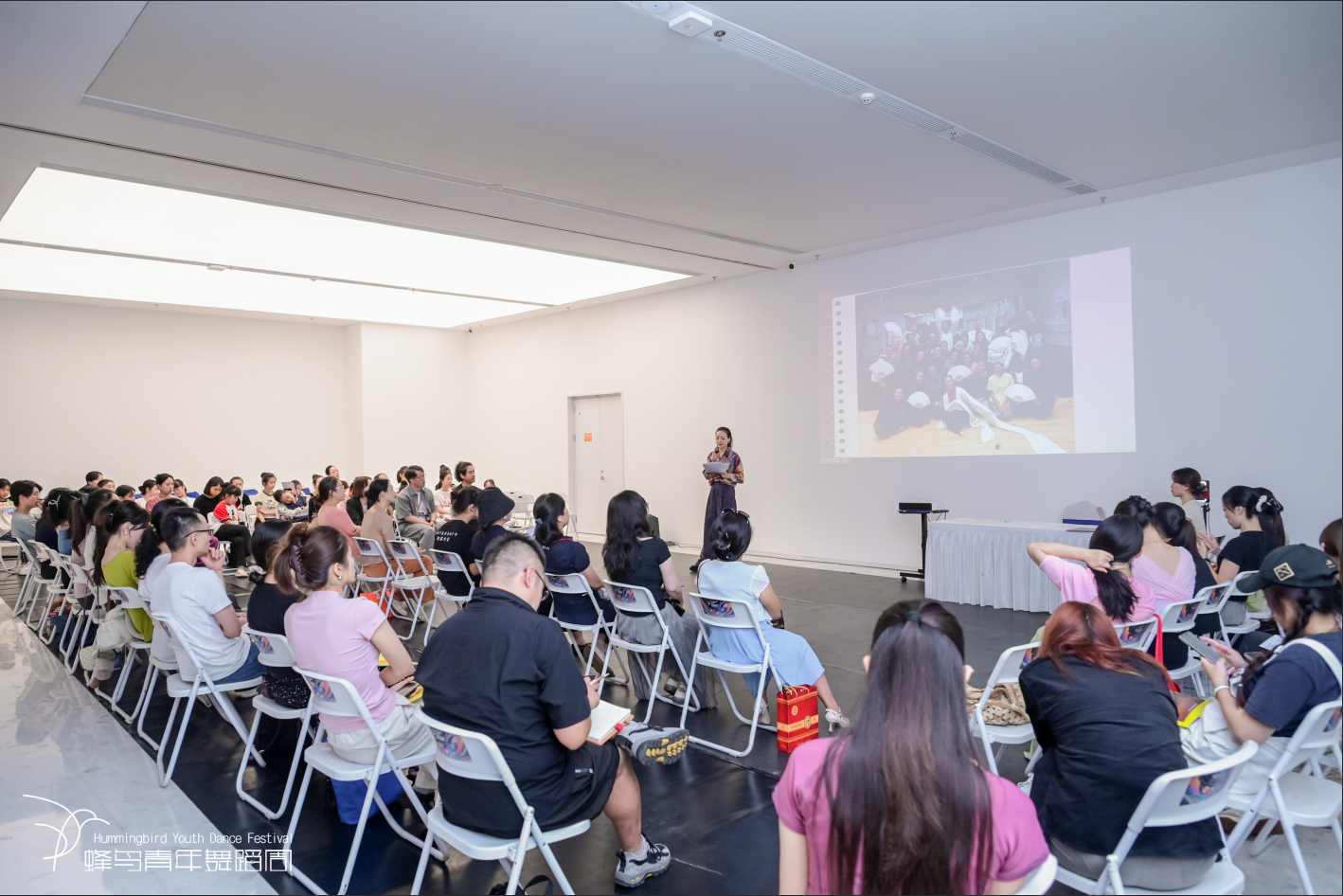 第六届蜂鸟青年舞蹈周于横琴盛大开幕，定义湾区艺术新篇章