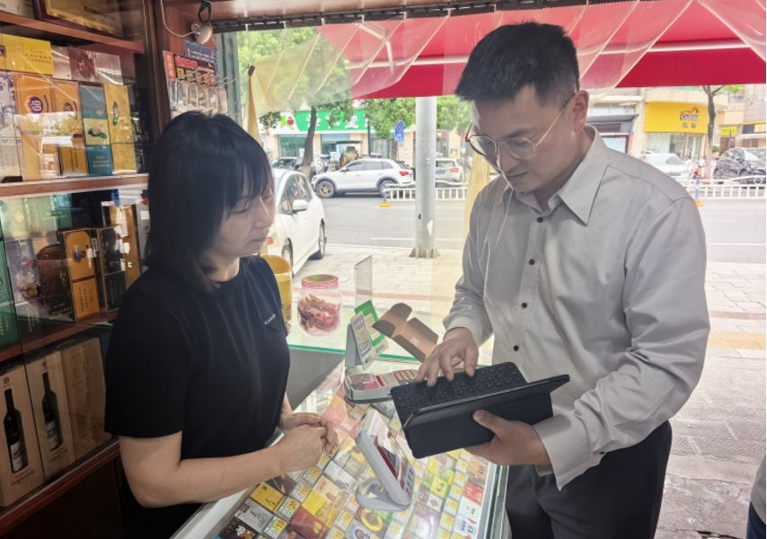 武汉黄陂：服务暖人心帮扶促发展