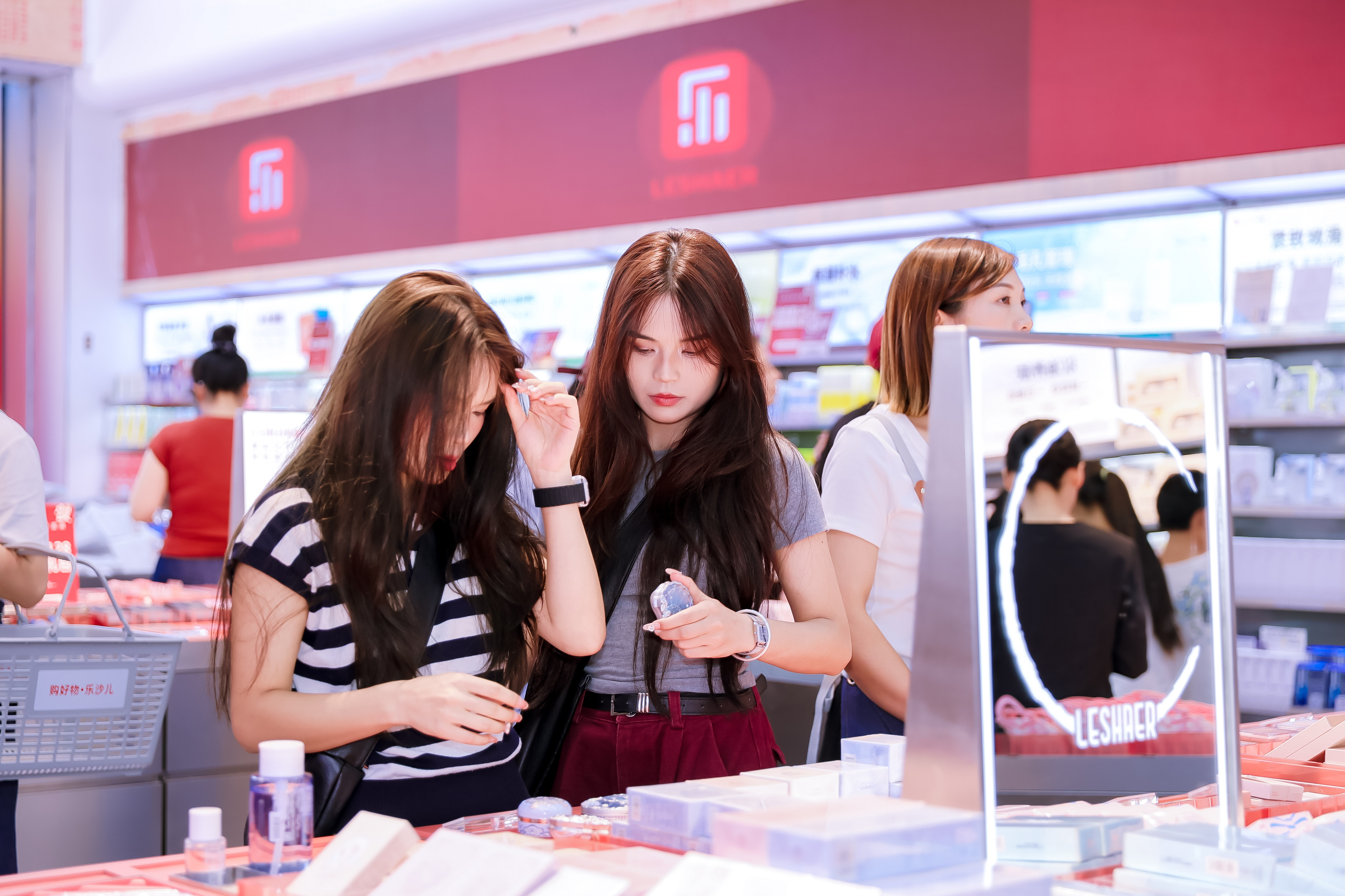 聚焦品牌传播，乐沙儿“一日店长”引爆销量