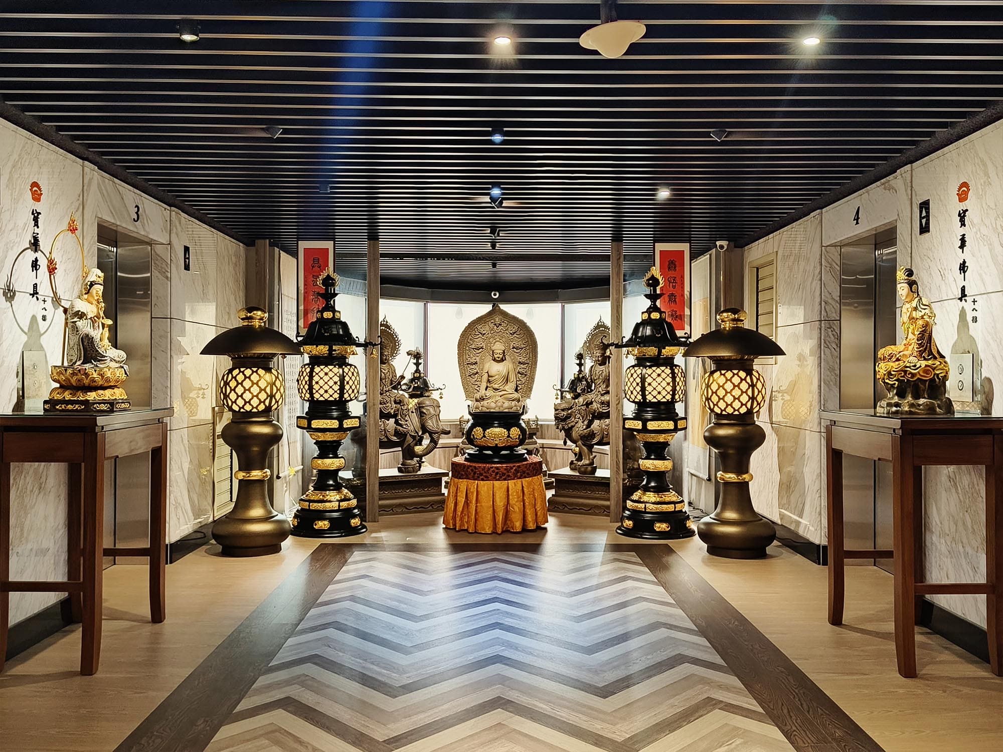 色与金的庄严:宝华佛具产品的艺术表达与工艺创新