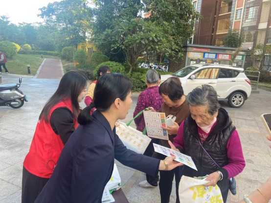 认真做好垃圾分类,助力城市高质