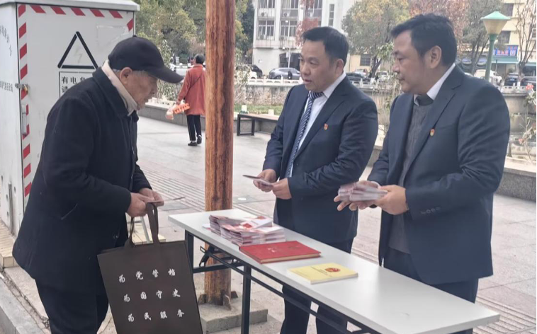 武汉蔡甸烟草：法润知音故里 宪护民生烟火