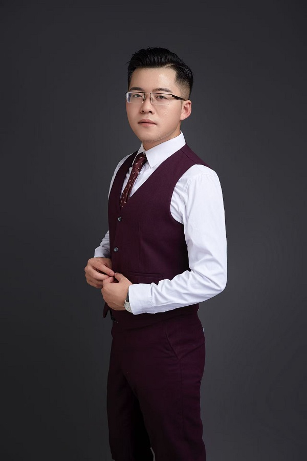 易飞从黄帝内经到免疫疗法：国际古法针灸副会长易飞的中西医融合健康观