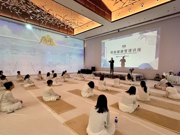 易飞从黄帝内经到免疫疗法：国际古法针灸副会长易飞的中西医融合健康观