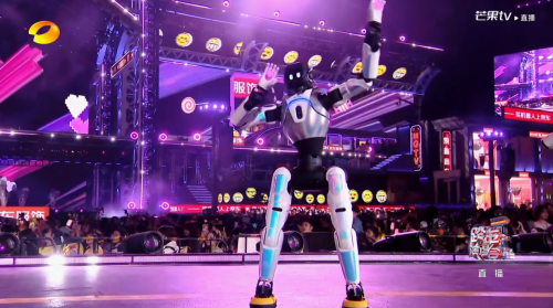 能文能武！智元机器人天团与王心凌王鹤棣同台炸场跨晚