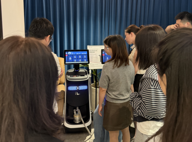 全球3类主流长寿诊所“生意经”拆解，国产品牌氧气熊猫“轻量版”为何能制胜？