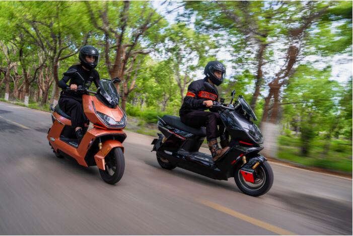 惊蛰宜“动”身！这三款新日电动车，陪你骑入春天的浪漫