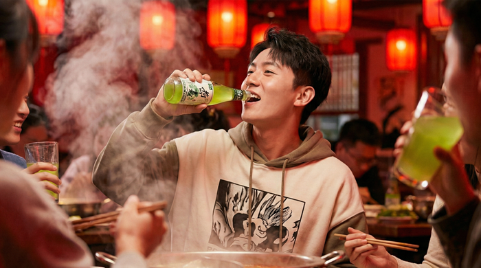 聚餐火锅烤串，年轻人开始喝水茫茫“中式气泡水”解腻了(图3)