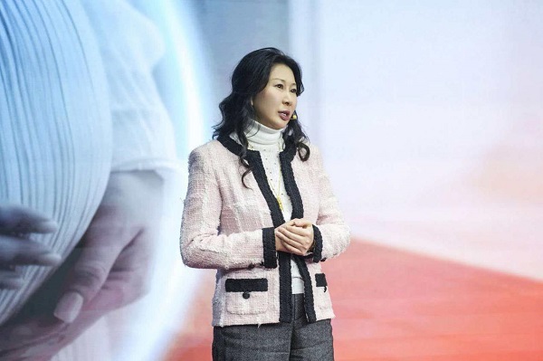 TEDx复兴公园携手酷塑晶琢打造2026春季女性沙龙：万千形，见自己