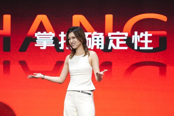 TEDx复兴公园携手酷塑晶琢打造2026春季女性沙龙：万千形，见自己