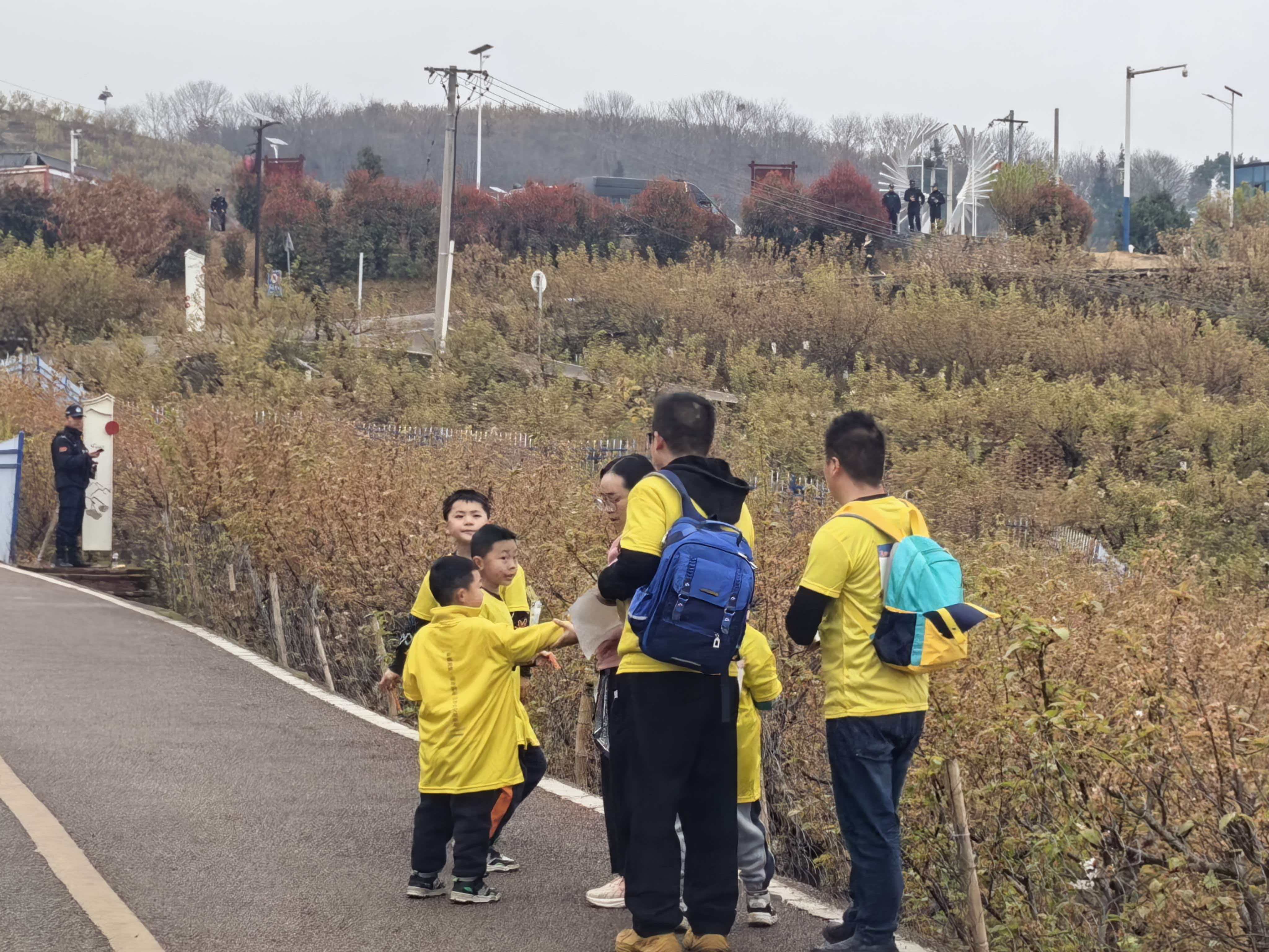 “赛动黔景・心动毕节”定向毕节巡回赛暨2026总溪河畔•花海纳新山地定向越野跑圆满完赛