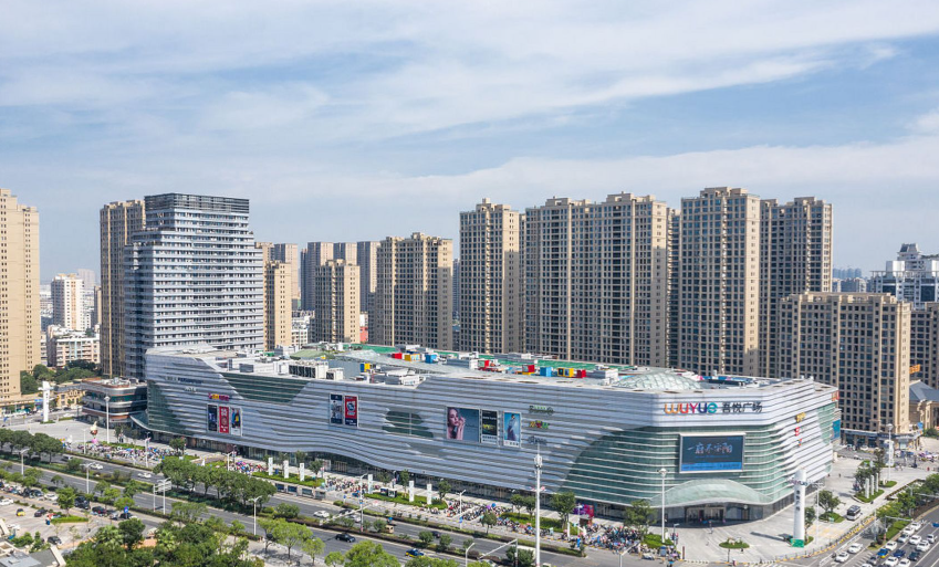 当房企还在化债迷雾中摸索，新城集团已跑出稳健节奏