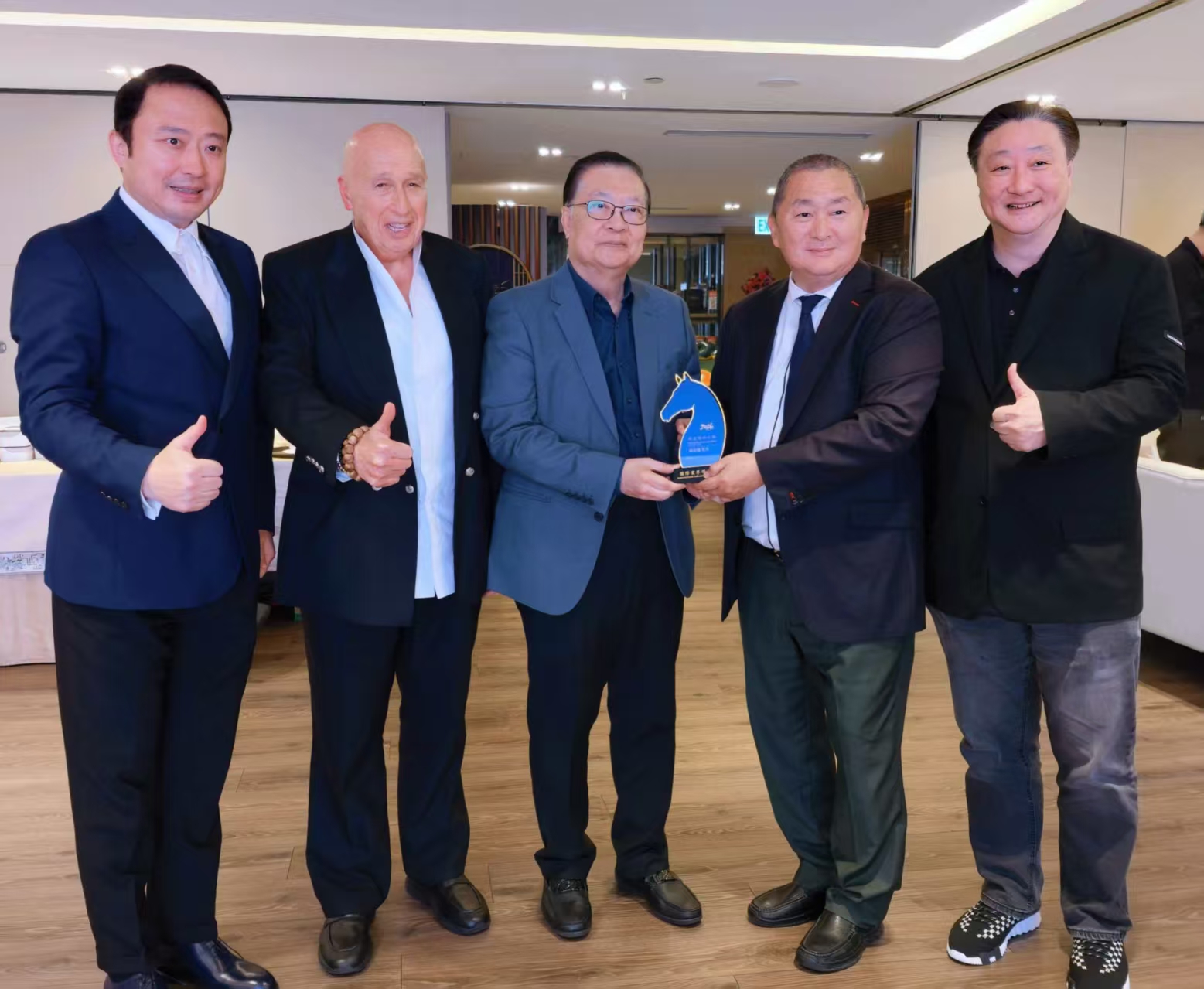 擘画香港十五五新局  全球华商领袖聚首 “香江有约” 共商香港健康与金融发展