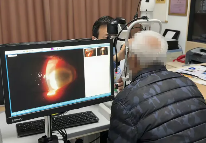 从踉跄到舒张，世界重新被点亮——巩义明德眼科医院