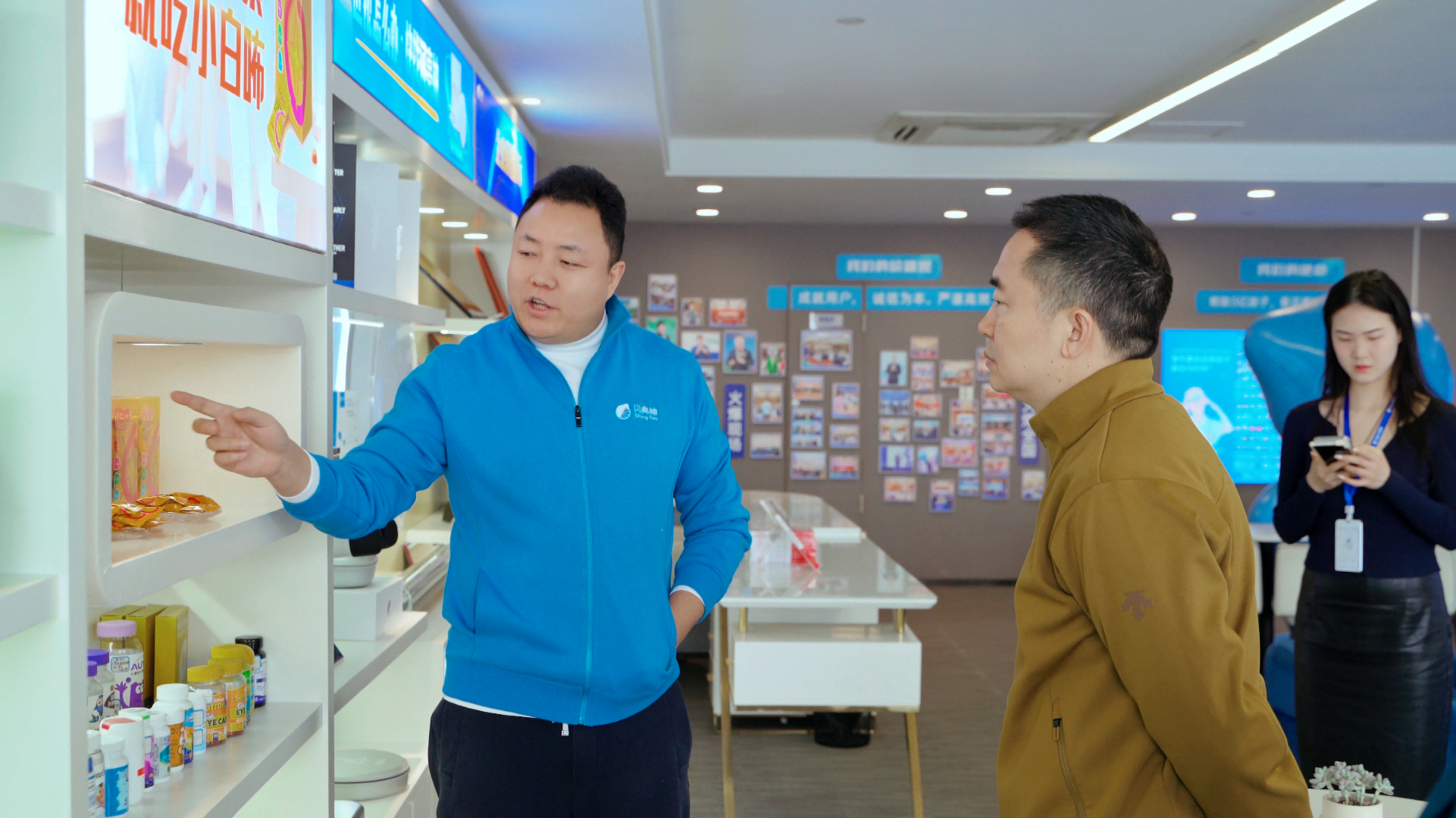 寿年神泉：两大顶尖导师联袂点赞，开启全民健康饮水新征程，打造国民健康饮水品牌！