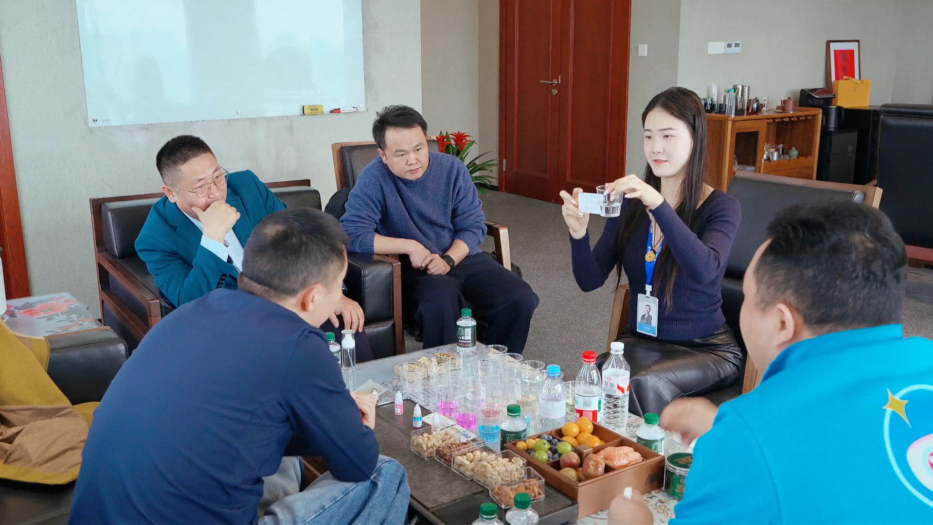 寿年神泉：两大顶尖导师联袂点赞，开启全民健康饮水新征程，打造国民健康饮水品牌！