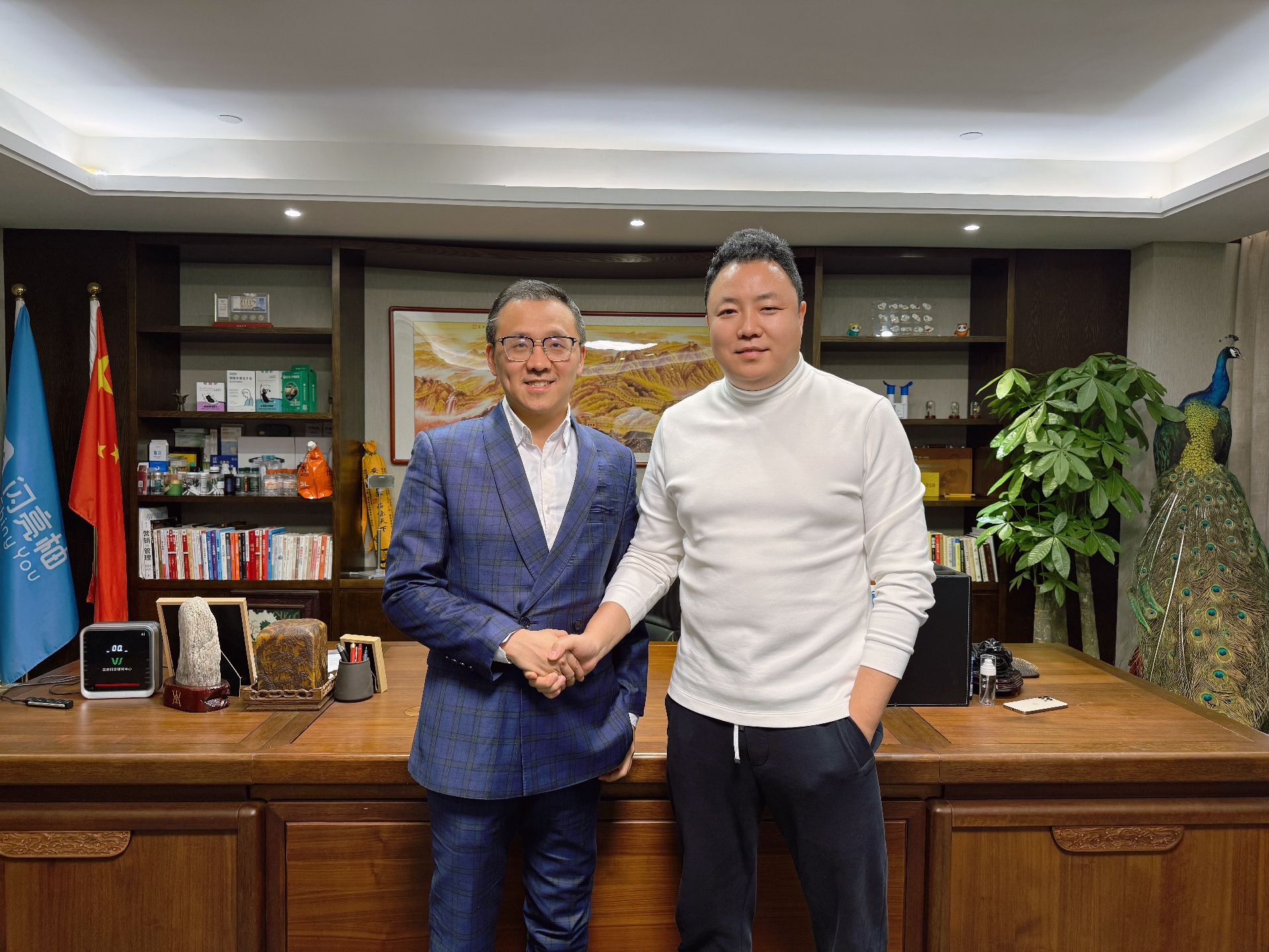 寿年神泉：两大顶尖导师联袂点赞，开启全民健康饮水新征程，打造国民健康饮水品牌！