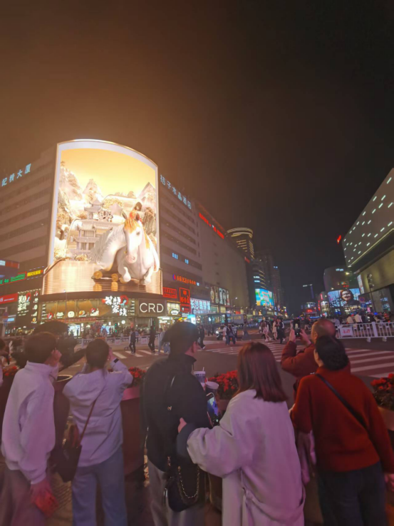 公司职员实战版长沙五一广场和太平街的美食小吃速攻——高效解压，下班充电站