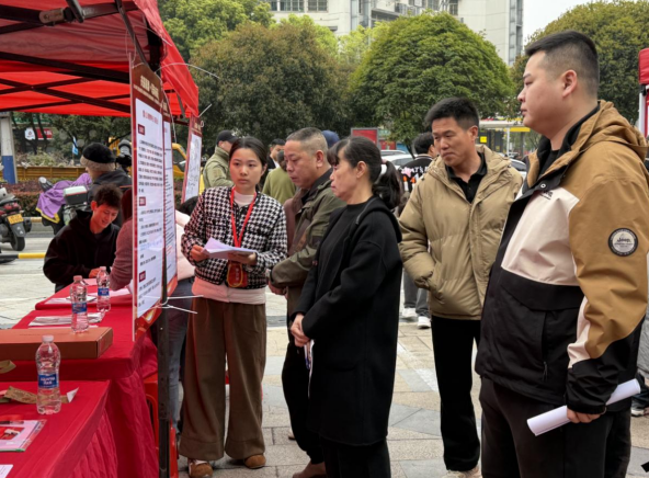 &ldquo;戎耀赣鄱&middot;职向未来&rdquo;九江市2026年春季退役军人及随军家属专场招聘会顺利举办
