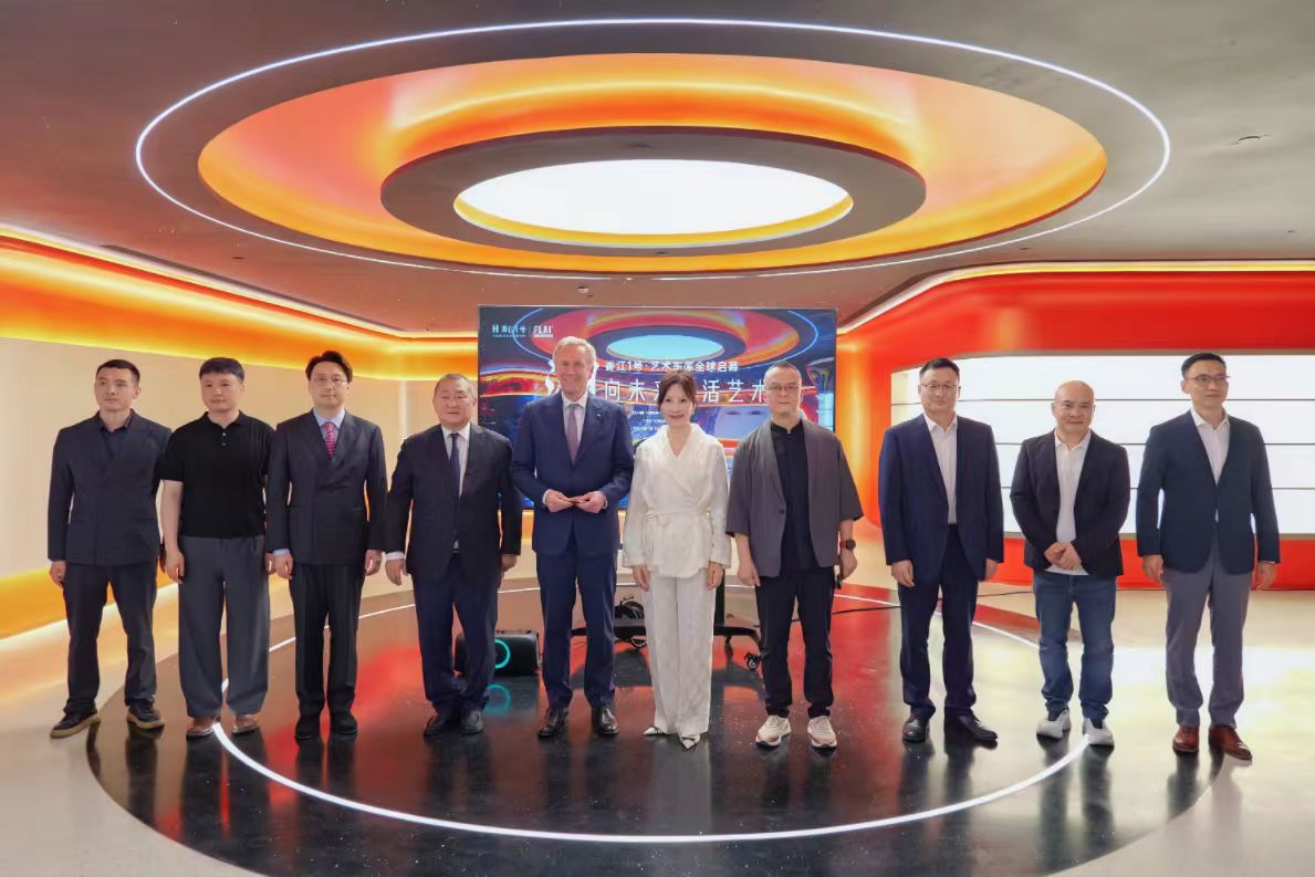 人类历史上第一场以“车库”为主角的全球发布会