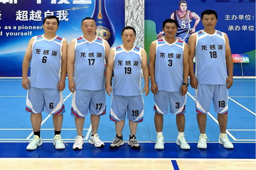 湖北龍感湖：四月里的“三重奏”——活力、書香與志愿紅
