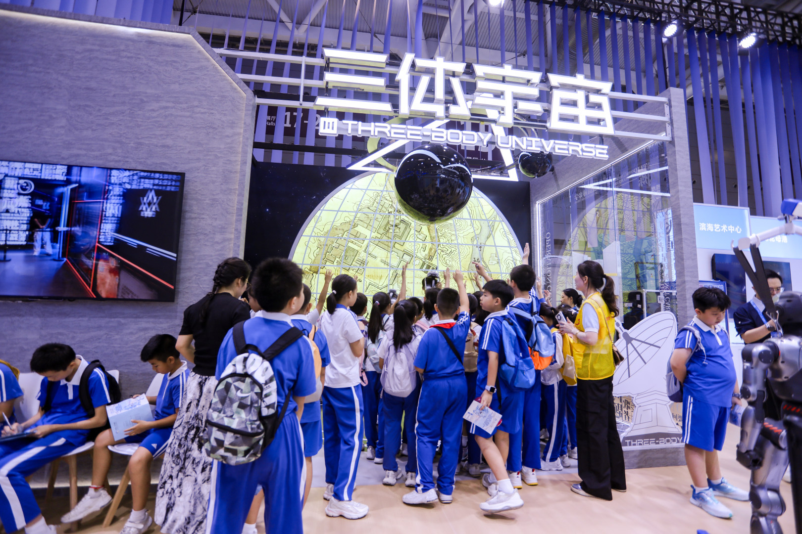 PA视讯深圳宝安新质影像产业集群亮相第22届文博会(图3)