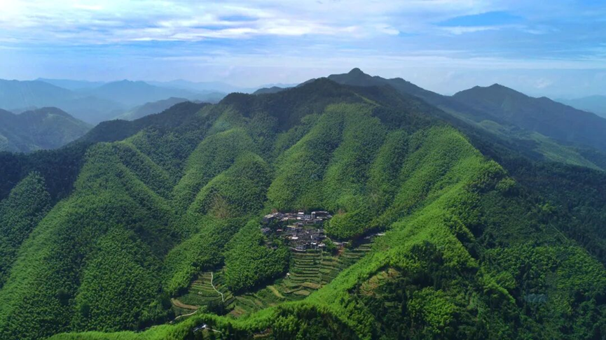 康养旅游目的地推荐：24℃清凉山水适合3天2晚慢养