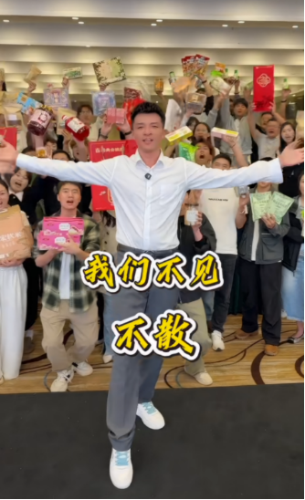 	让利农户惠及万家：老葛团队主播李龙助力云南特色好物强势出圈