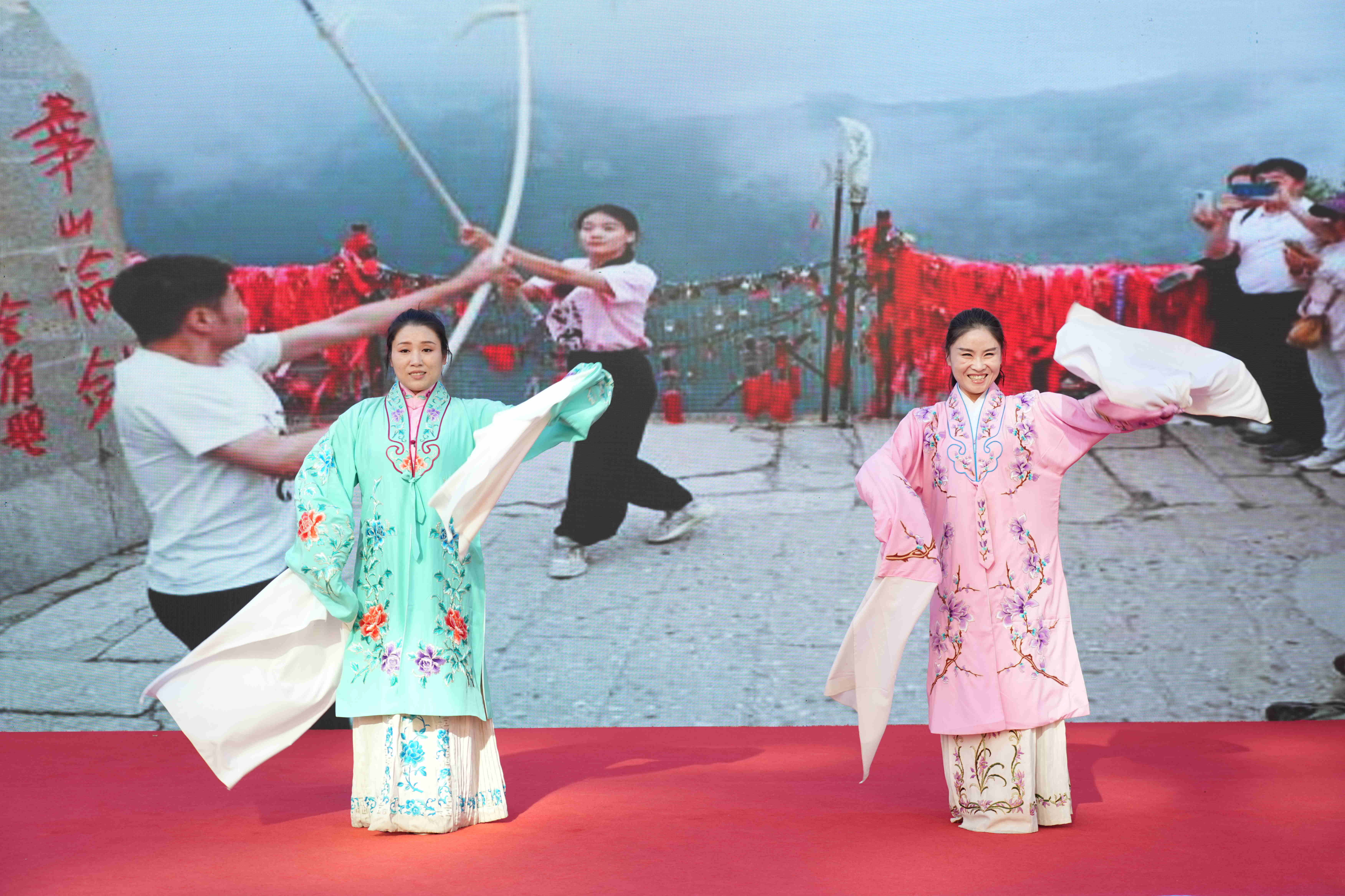“黄河华山・京彩渭南”2026 渭南文旅（北京）推广交流暨美食嘉年华在北京王府井