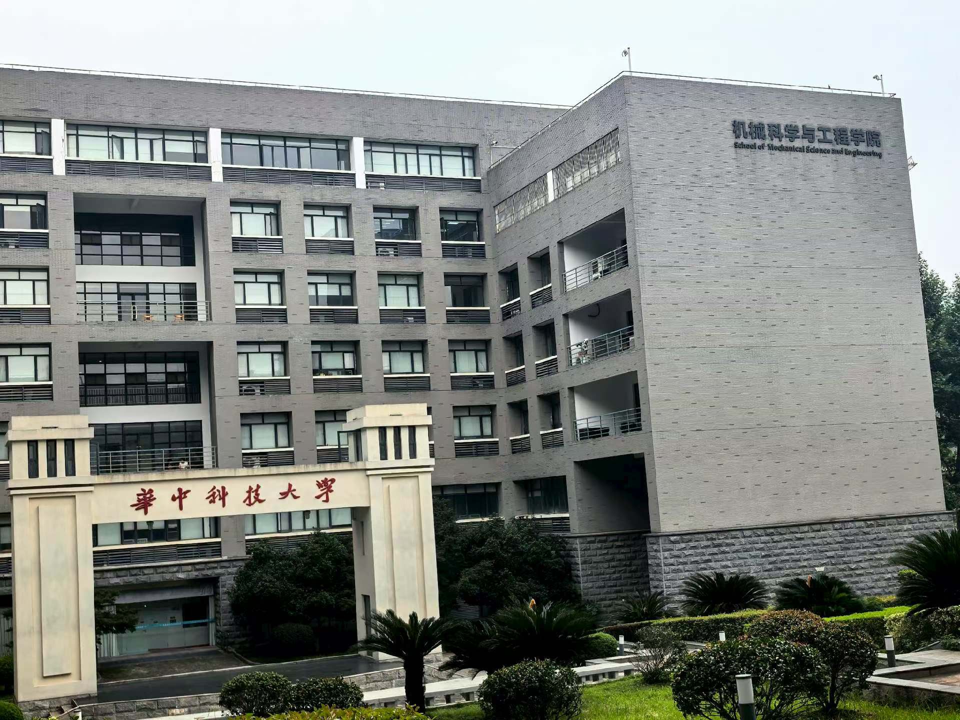 江南北机器人联动华科武大科研团队：以技术自主实现机器人矩阵加速落地(图2)